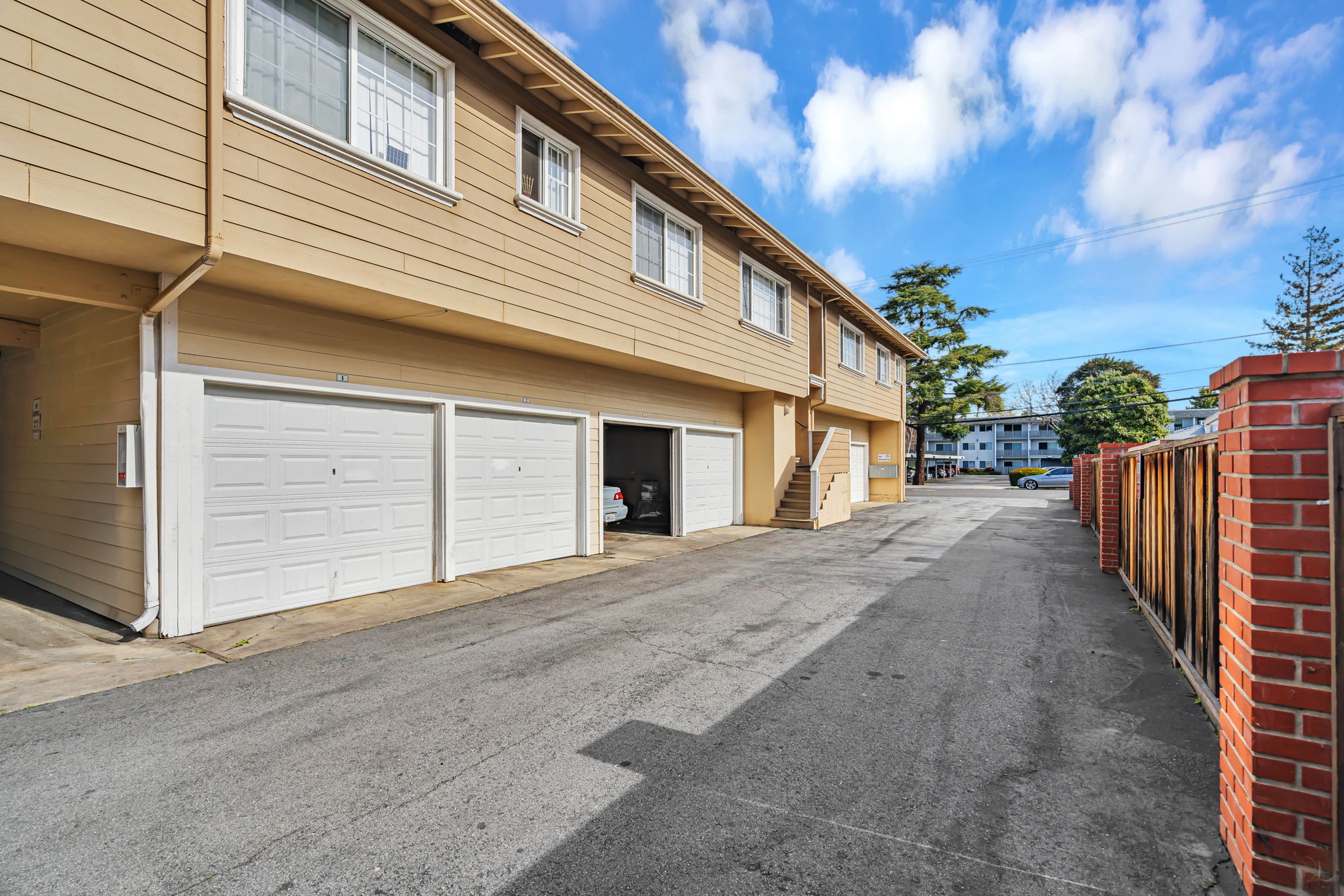 Miller Apartments photo 4